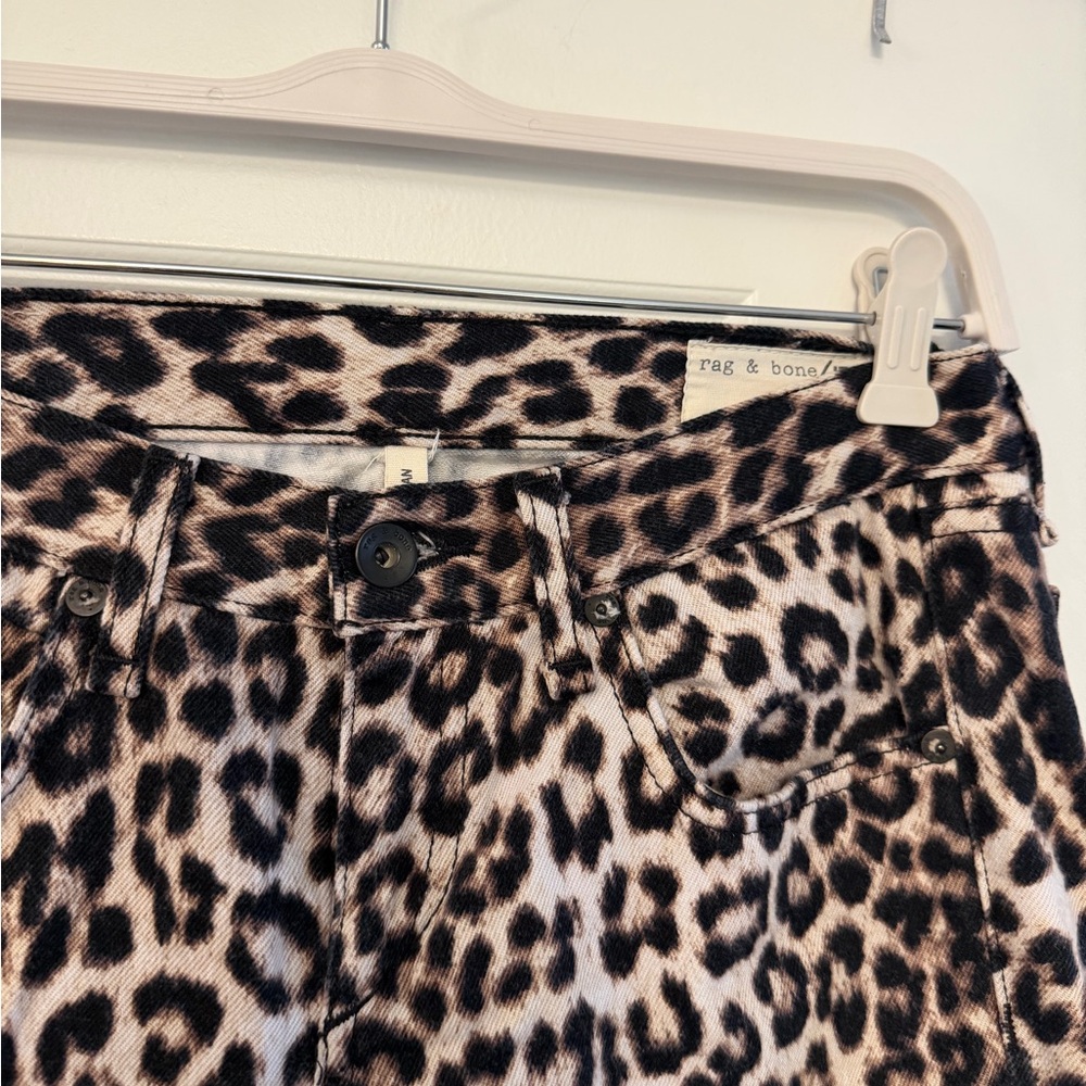 rag & bone Leopard Print Skinny Jeans in Tan and Black - Picture 4 of 6
